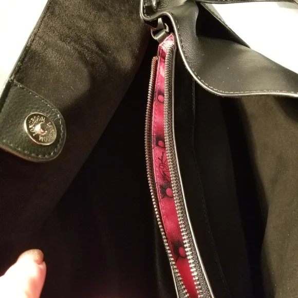 NWOT Betsey Johnson Shoulder Bag - Picture 2 of 12